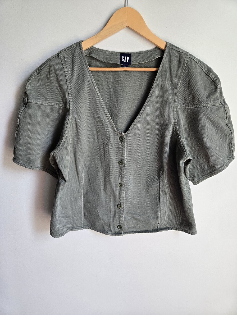 GAP Olive Green Button-Front V-Neck Short Sleeve Denim Top